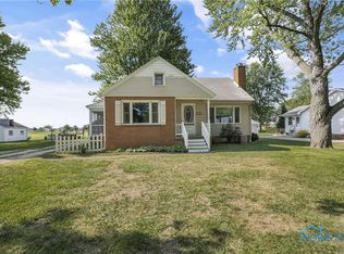 5040 Bay Shore Rd, Oregon, OH 43616