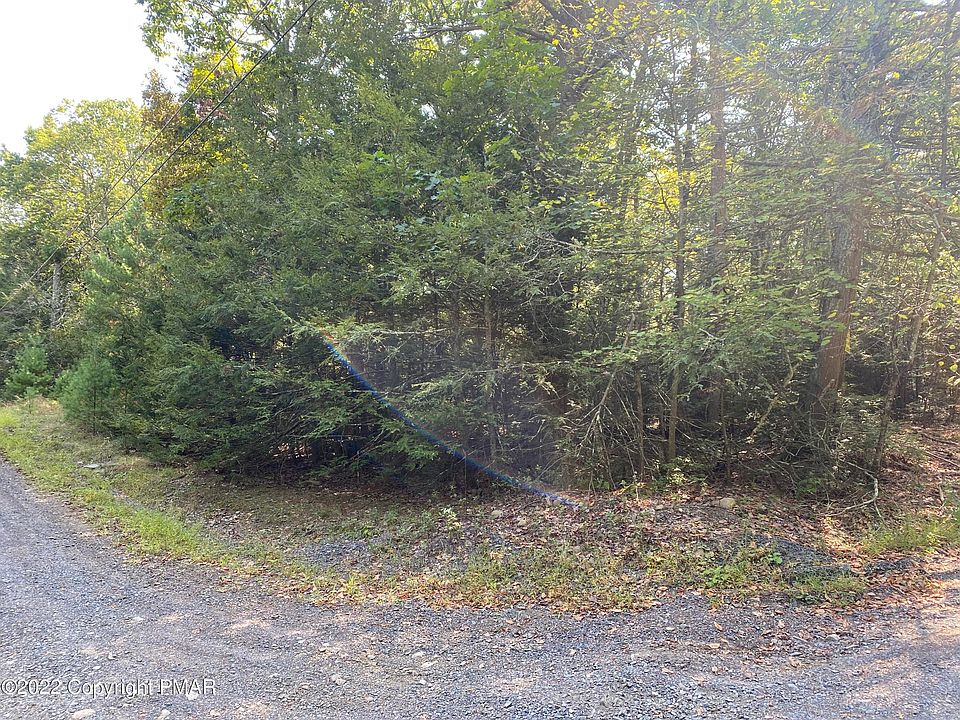 2nd image of 13 Alpine Dr