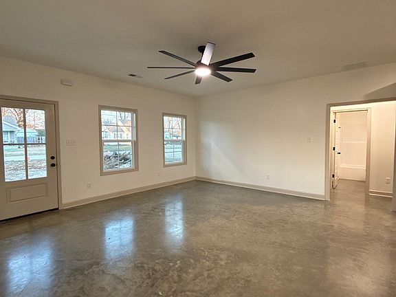 5th image of 41 Wooten Ave
