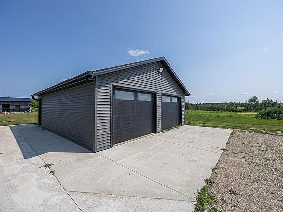 4th image of 13139 Logan Rd