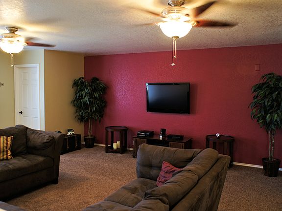 Family/Entertainment Room