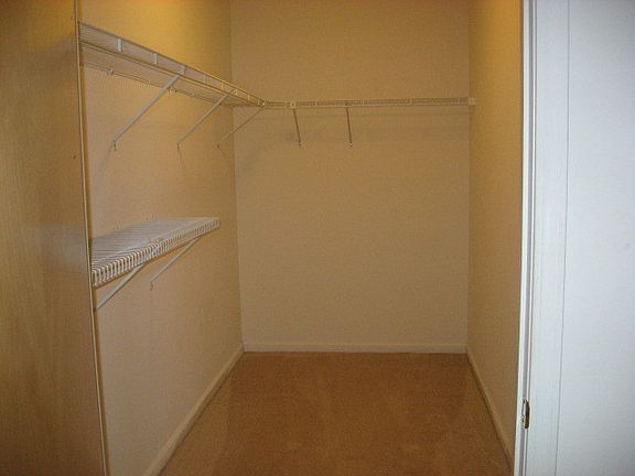 5th image of 20 Joy Dr #14