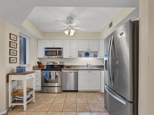 19505 Quesada Ave, Pt Charlotte, FL