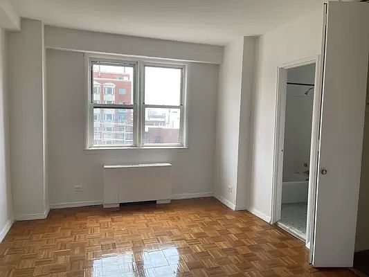 5th image of 133-24 Sanford Ave #10F