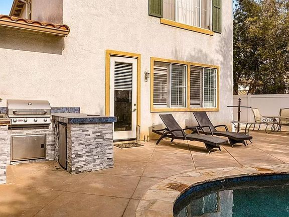 3rd image of 1693 Red Rock Ave