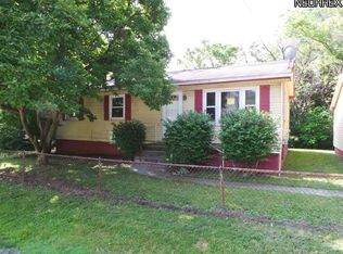 72 Goodrich Ave, Barberton, OH 44203