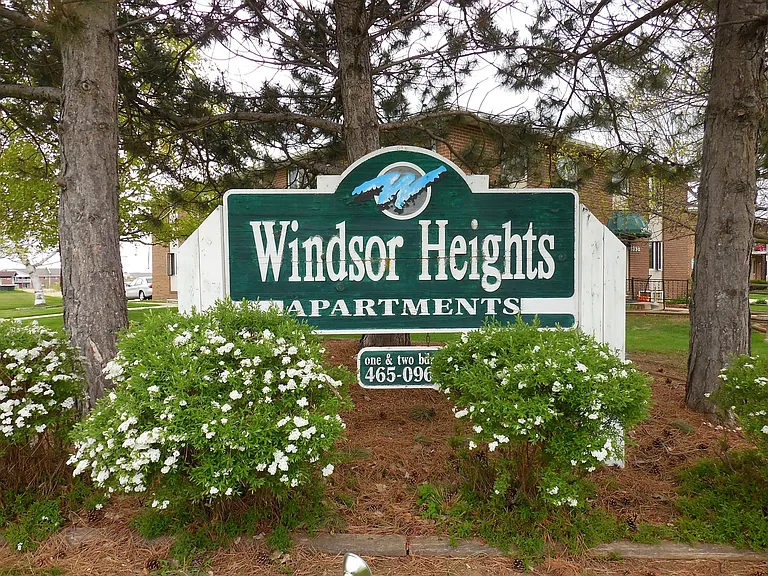 Windsor Heights — Photo 38