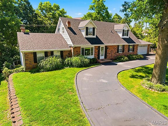 4th image of 1143 Fernview Dr