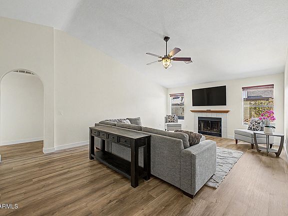 2nd image of 4014 E MORROW Drive