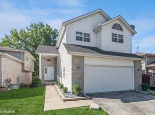 2625 Grove St, Blue Island, IL 60406