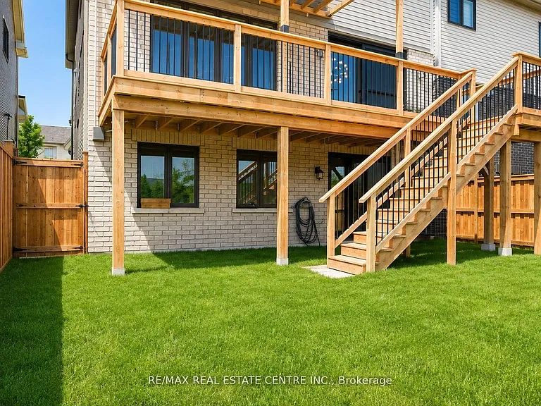 15 Cahill Dr — Photo 44