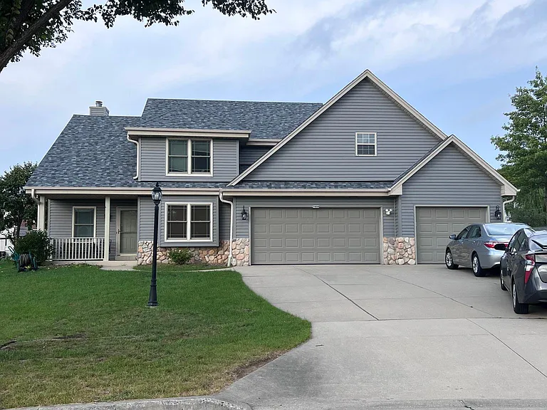 7856 S Victory Creek Ct — Photo 2
