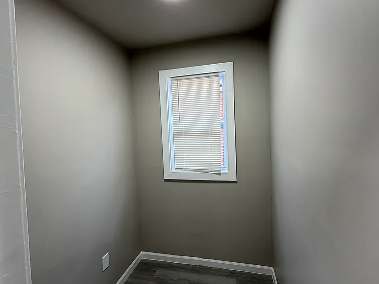 1121 Polk St — Photo 23