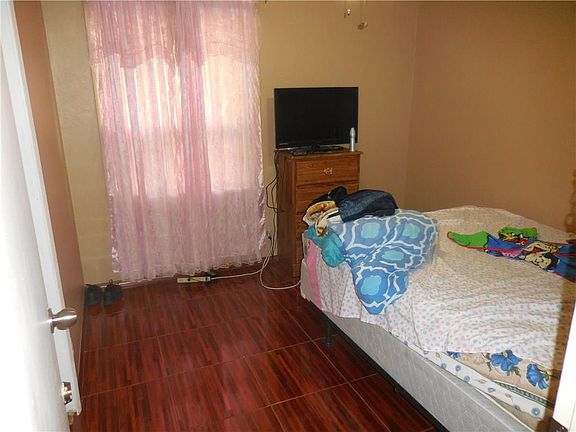 4th image of 306 S Forest Crest Dr