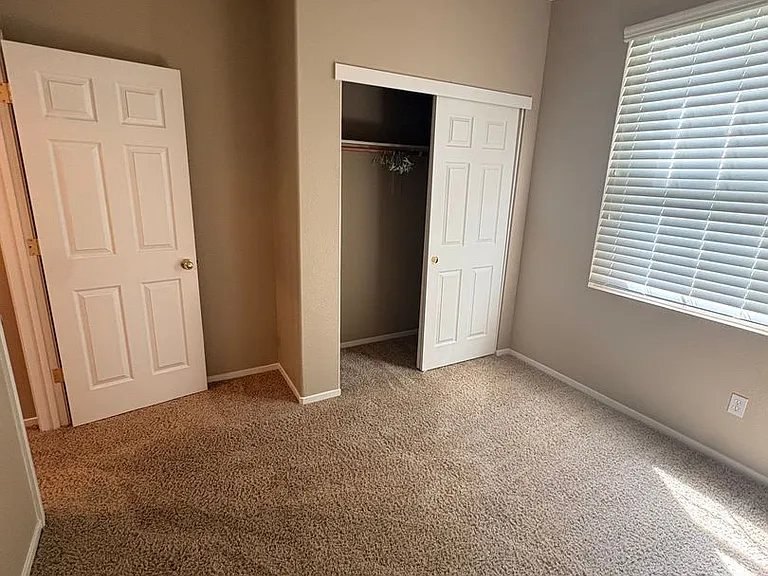 1415 Redding Rd — Photo 6