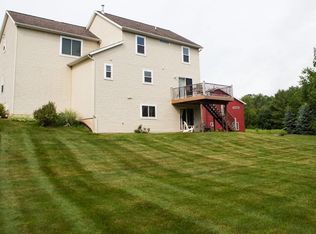 2290 Applegate Dr NW, Grand Rapids, MI 49534