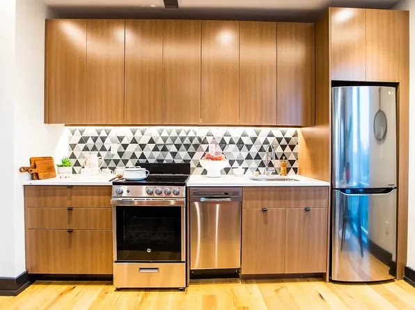 1270 New York Avenue image 9 of 21