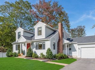 3 Garrison Rd, Wellesley, MA 02482