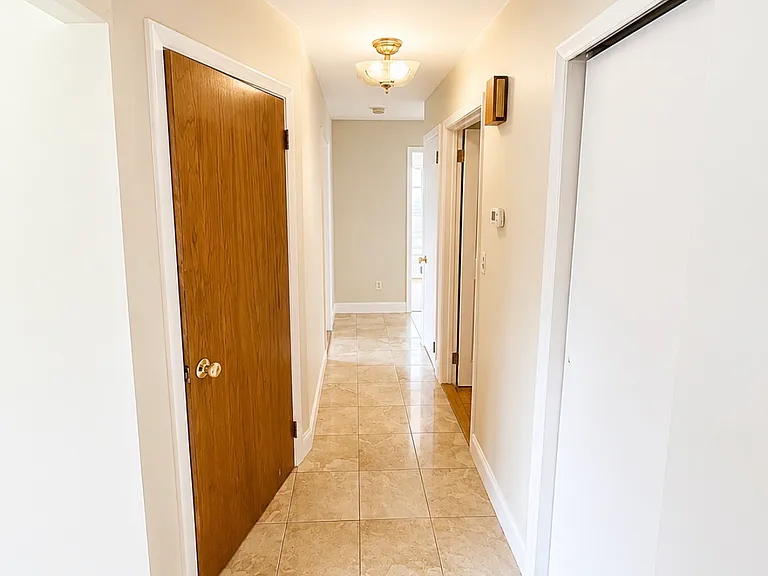 61 Mansion Ave #2 — Photo 8