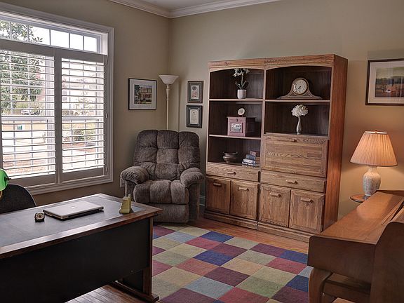 3rd image of 6715 Finian Drive