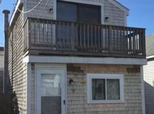 11 Holly St, Wareham, MA 02571