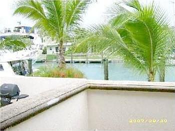 4th image of 1415 Sunset Harbour Dr #104