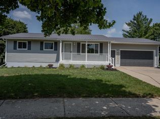 1610 Canterbury Ct, Reedsburg, WI 53959