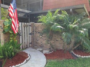 4560 Suburban Pines Dr #4560, Lake Worth, FL 33463