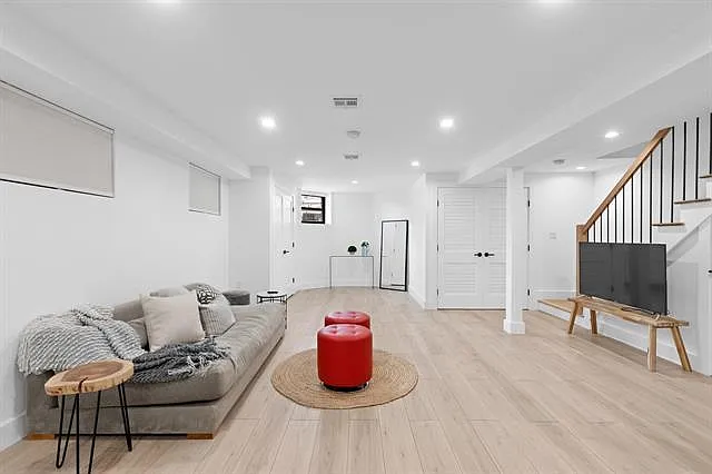 2602 Palisade Ave #1 — Photo 32
