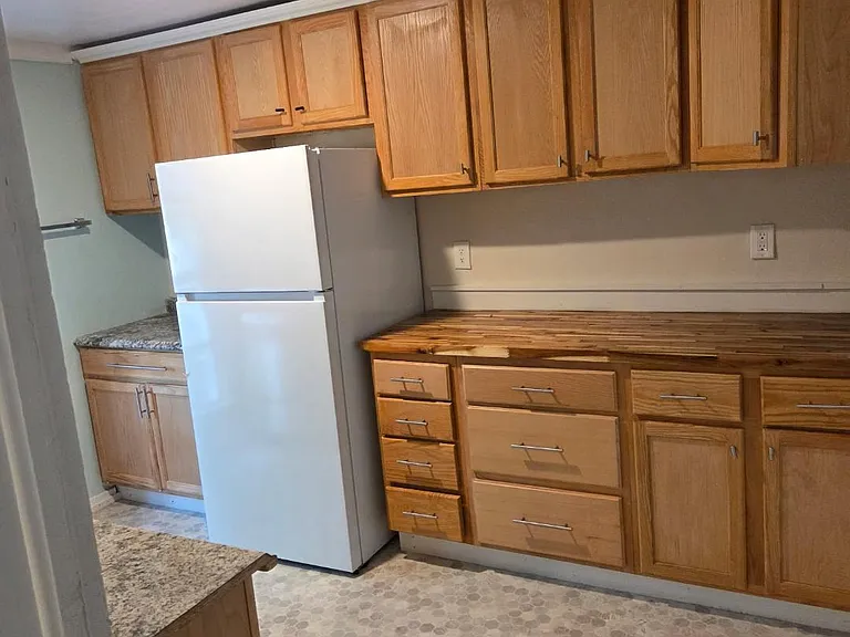 524 N Walnut St #2 — Photo 2