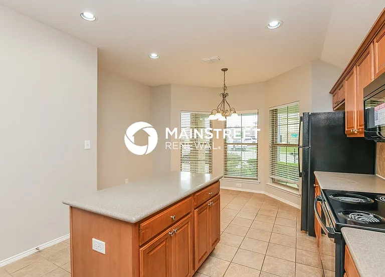 7401 Errandale Dr — Photo 7