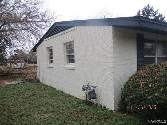 5th image of 225 2nd St