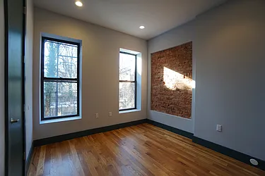 Rented by Rennit Inc.