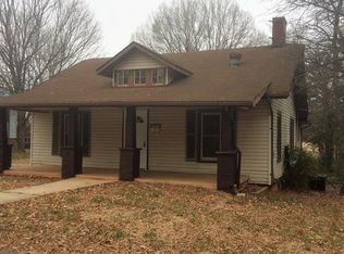 516 Fayetteville Ave, Statesville, NC 28677