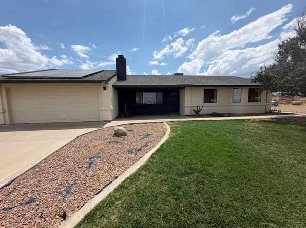 7775 Aragon Rd, Phelan, CA 92371