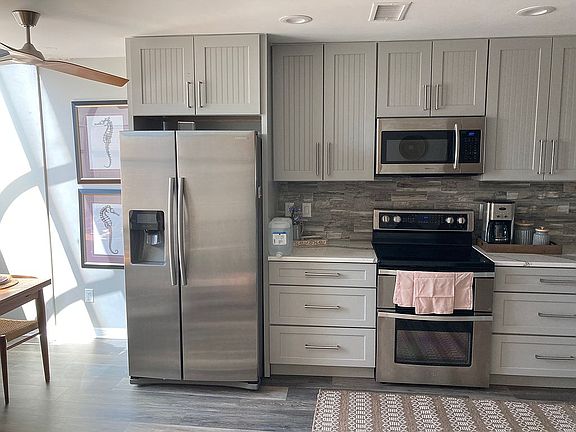 5th image of 206 Florida Shores Blvd
