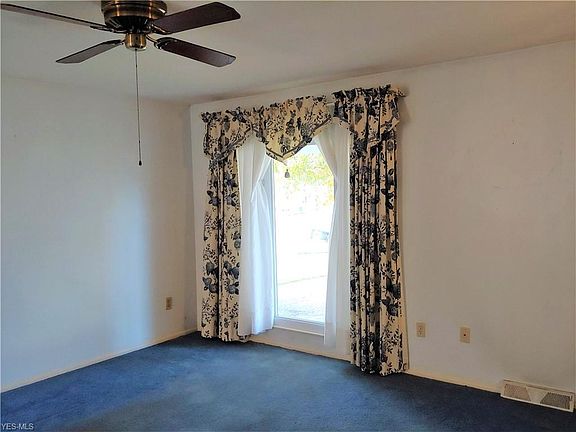4th image of 719 Hammer Ct