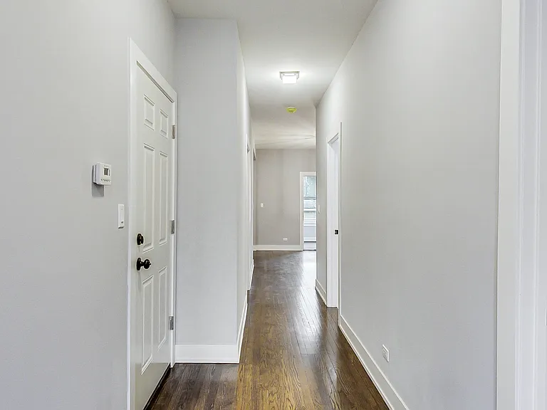4515 N Christiana Ave #1 — Photo 2