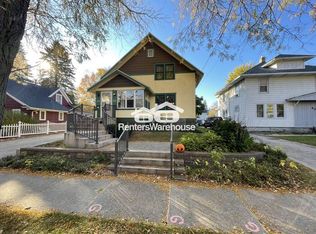 826 1st St NW, Rochester, MN 55901