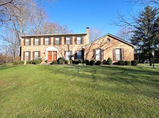 8732 Tiburon Dr, Cincinnati, OH 45249