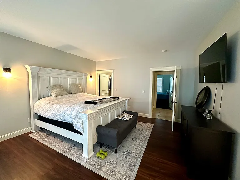4448 Castlerock Dr — Photo 17