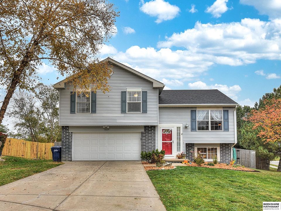 1st image of 13529 Glendale Cir