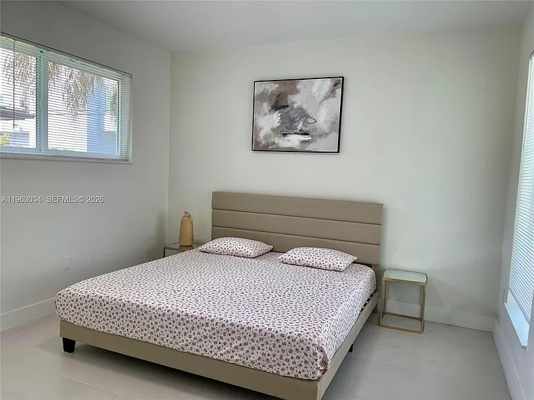5352 Orduna Dr #0 — Photo 10