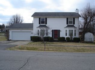 749 Magnolia Dr, Radcliff, KY 40160