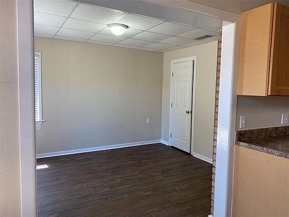 5th image of 121 Tuna Ave S