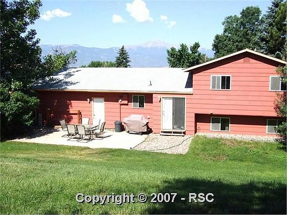 1/4 arce lot with pikes peak views