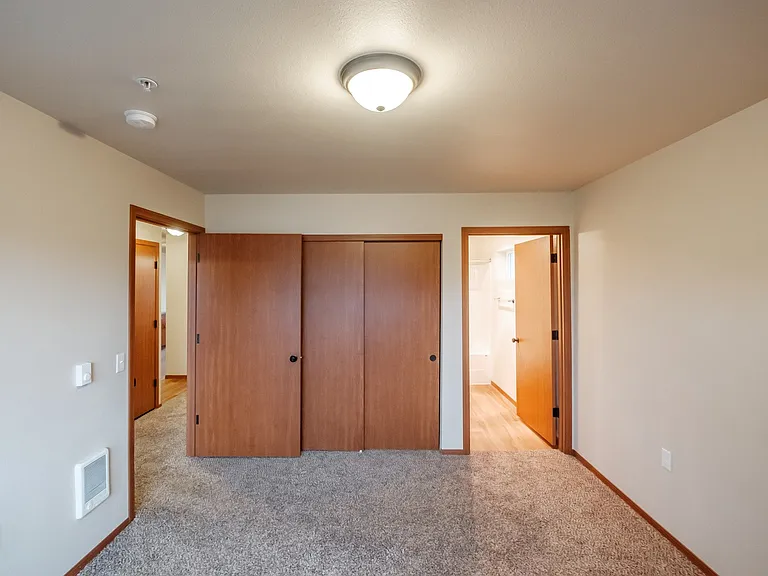Lafayette Place Apartments — Photo 139