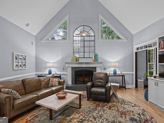 2nd image of 2598 Cricket Ct NW