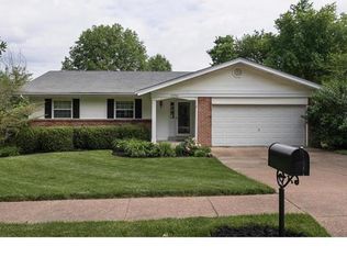 12961 Gallagher Rd, Saint Louis, MO 63141
