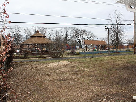 5th image of 9611 Saint Girard Ln